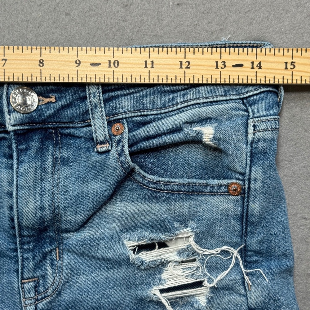 American Eagle Shorts Women's 6 Blue Super Stretch Distressed High‎ Rise Cut Off - Picture 4 of 5